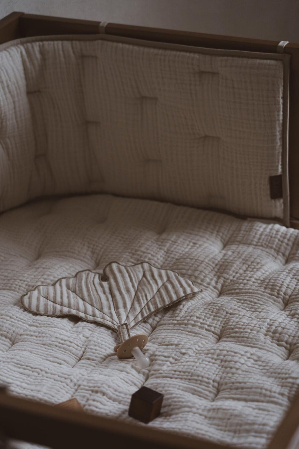 Doudou Ginkgo - Speendoekje - Natural Collection - Stripes - Quax - productfoto - afbeelding 4