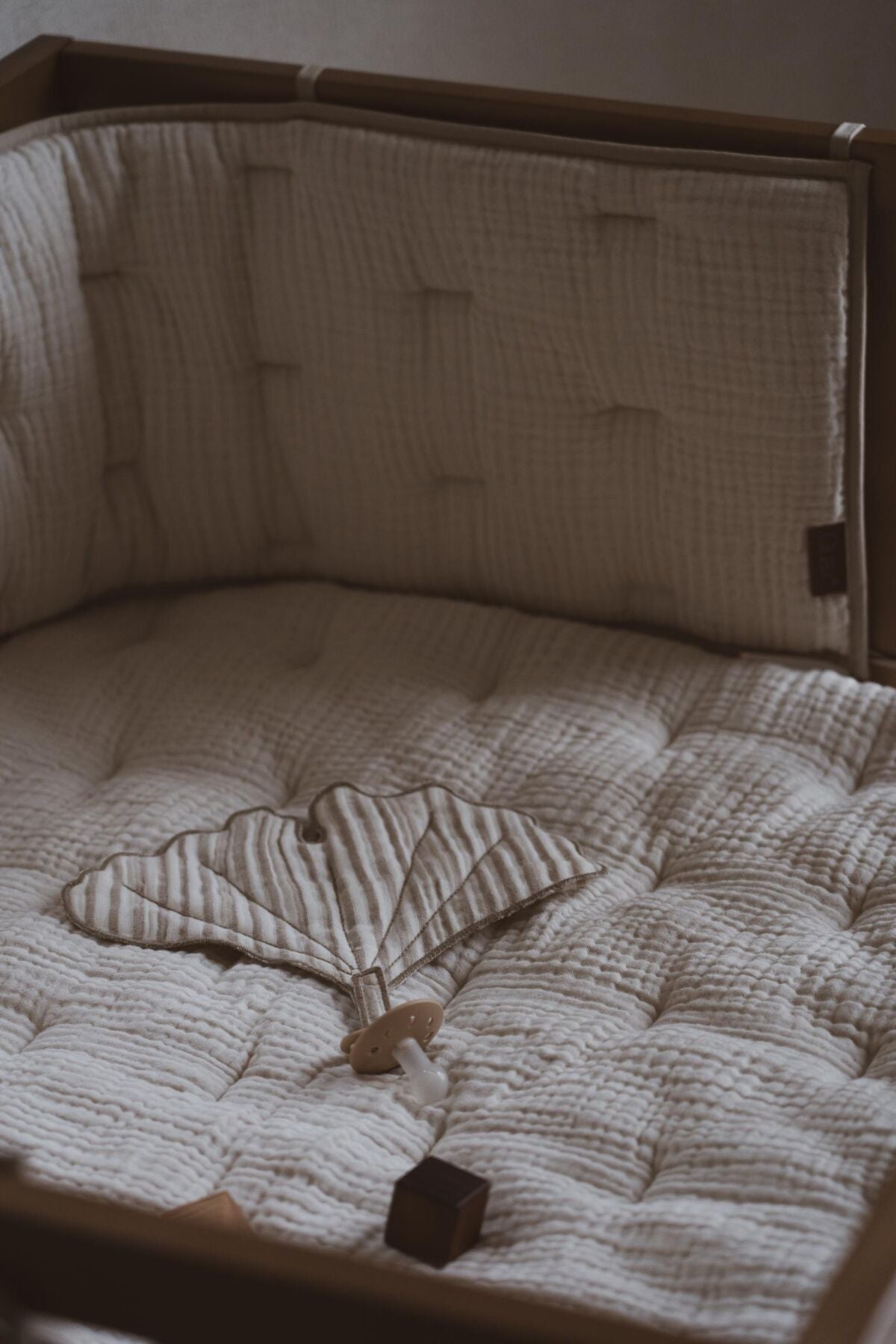 Doudou Ginkgo - Speendoekje - Natural Collection - Stripes - Quax - productfoto - afbeelding 4