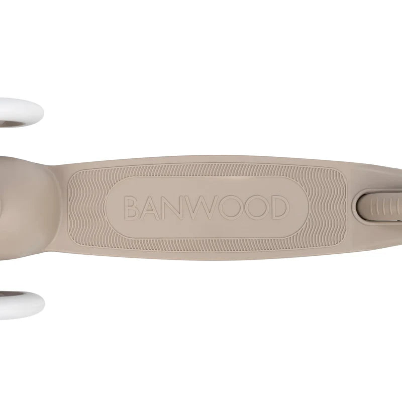 Eco step/scooter - Sand - 100% gerecycled materiaal - Banwood - productfoto - afbeelding 10
