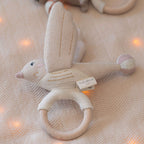 Baby Bello - Rammelaar Sandy the Sparrow - Mus - 100% biologisch katoen