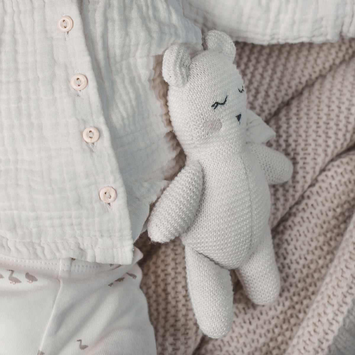 Baby Bello - Baby Knuffel â€œBobby de IJsbeerâ€