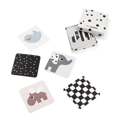 Visual Stimulation Cards - Baby contrast cards 10-pack - Elphee - Colour mix - Done by Deer