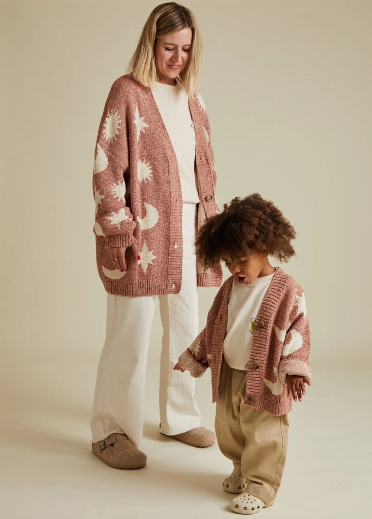 Moon Star Cardigan Russet – 100% Bio-Baumwolle – Claude & Co