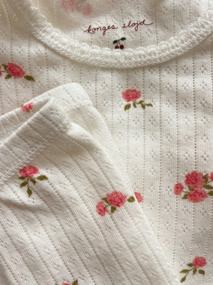 Minnie Romper - Bonderose Big - Pointelle - Biologisch Katoen - GOTS - Konges Sløjd - close up