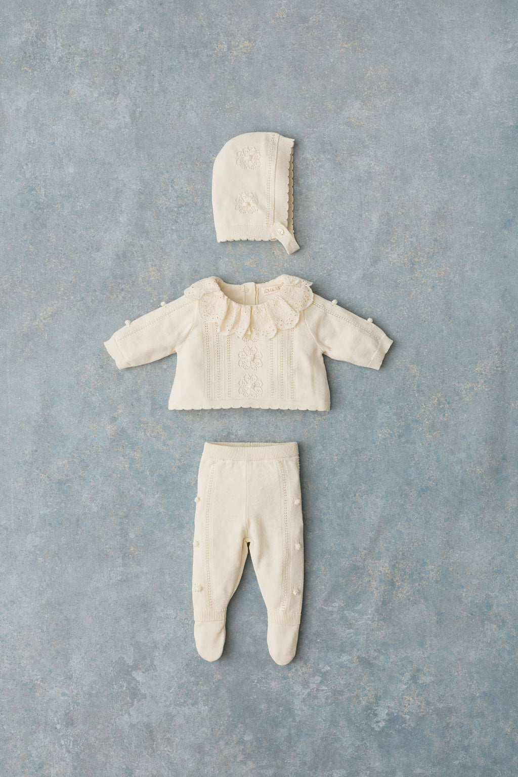 Babyset Bliss met trui, broekje en mutsje - Katoen & zijde - Cream - Louise Misha - productfoto - afbeelding 3