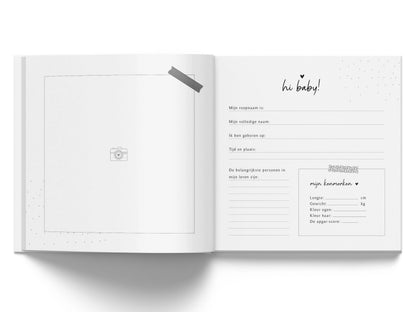 Baby fill-in book - My first year - Beige - Fyllbooks
