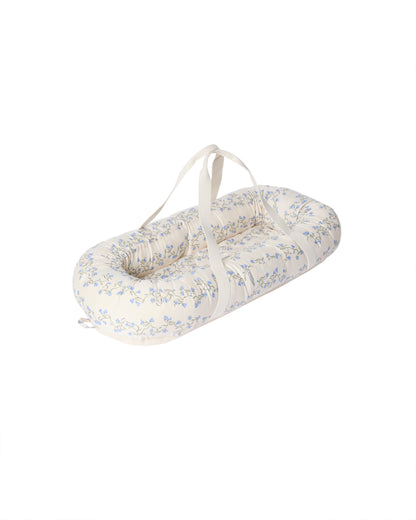 Babynest – Bellflower – Babylift – Bio-Baumwolle – Blaue Blumen – Garbo & Friends