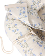 Baby Nest - Bellflower - Babylft - Biologisch katoen - Blauwe bloemen - Garbo & Friends - Garbo&Friends - productfoto - afbeelding 4