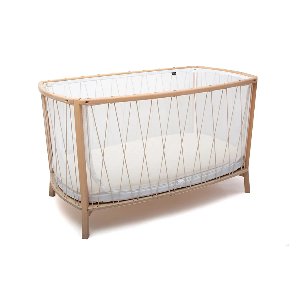 KIMI Evolving Baby Bed - Houten meegroei bed zonder spijlen 60x120 cm - Van 6 maanden tot 5 jaar - Charlie Crane