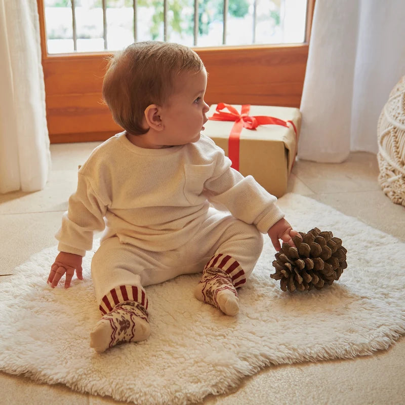 Merry Socks – Kinder-Weihnachtssocken aus Baumwolle – Weihnachtsmuster und gestreifter Umschlagbund – MP Denmark