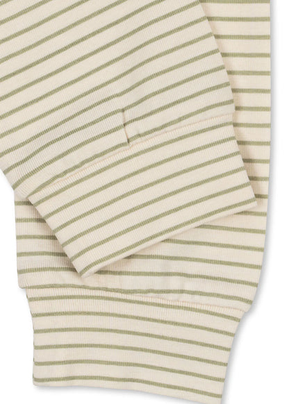 Basic Broek - Tea Stripe - Gestreept baby broekje - GOTS Biologisch Katoen - close up