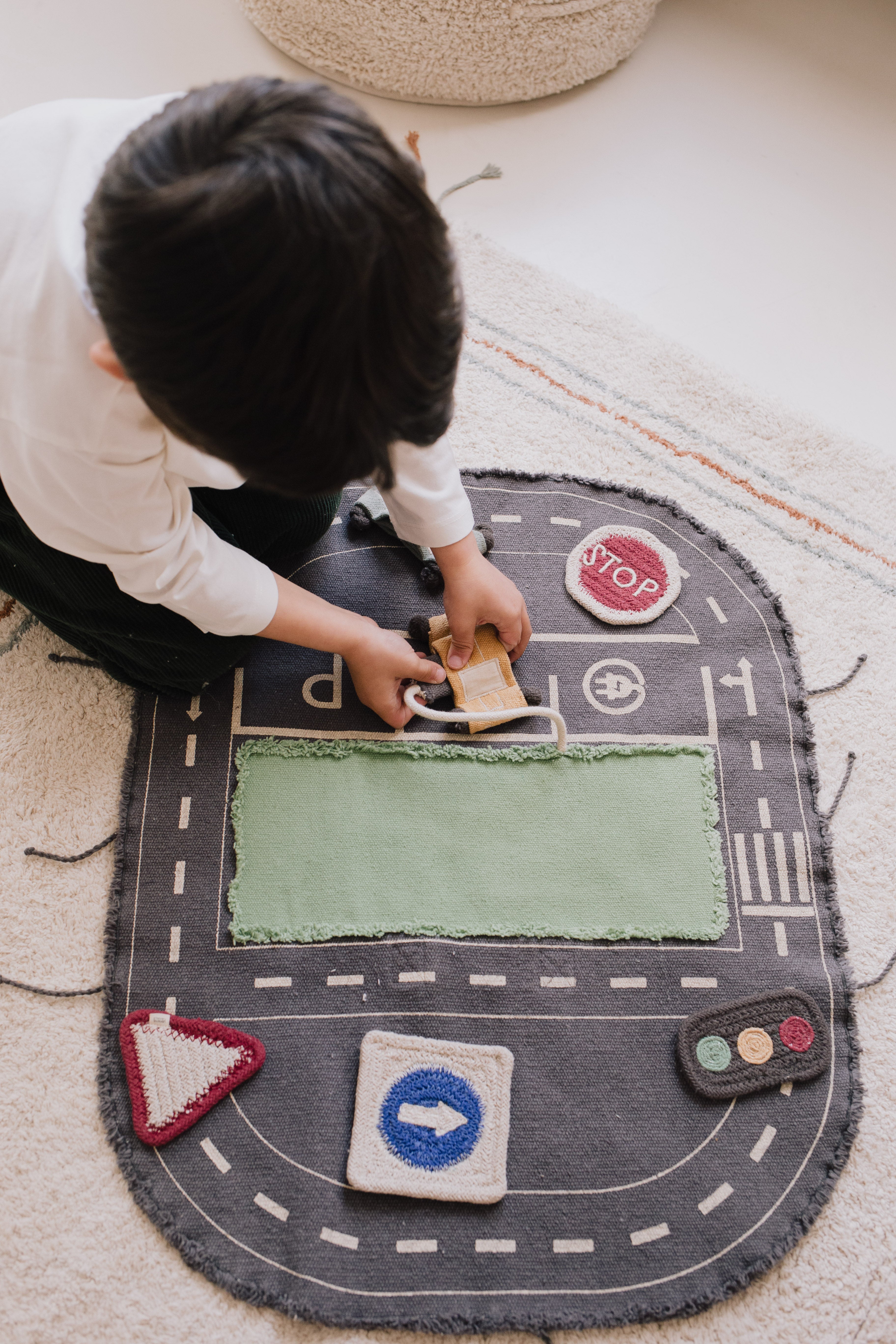 Small World Green Toy Eco-City - Textiele speelset - 50 × 65 cm - Lorena Canals - productfoto - afbeelding 3