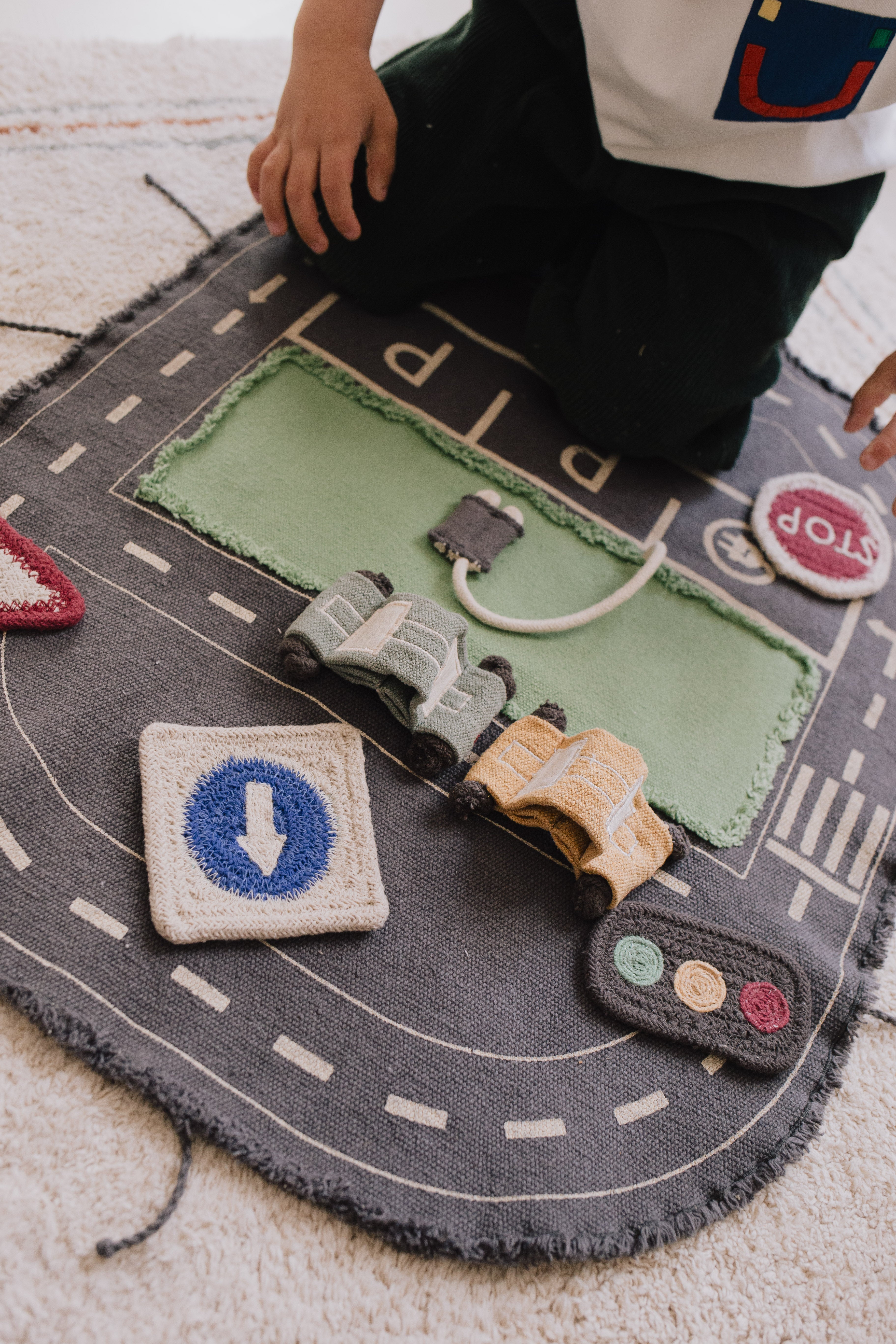 Small World Green Toy Eco-City - Textiele speelset - 50 × 65 cm - Lorena Canals - productfoto - afbeelding 8