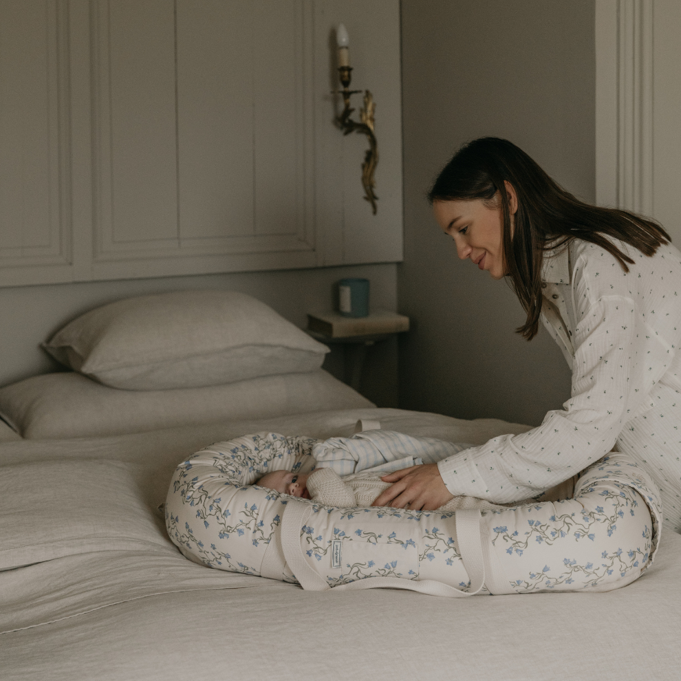 Babynest – Bellflower – Babylift – Bio-Baumwolle – Blaue Blumen – Garbo & Friends