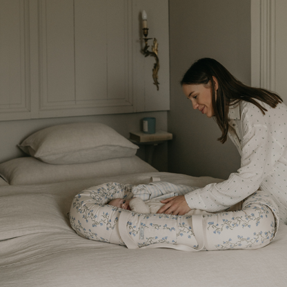 Babynest – Bellflower – Babylift – Bio-Baumwolle – Blaue Blumen – Garbo & Friends