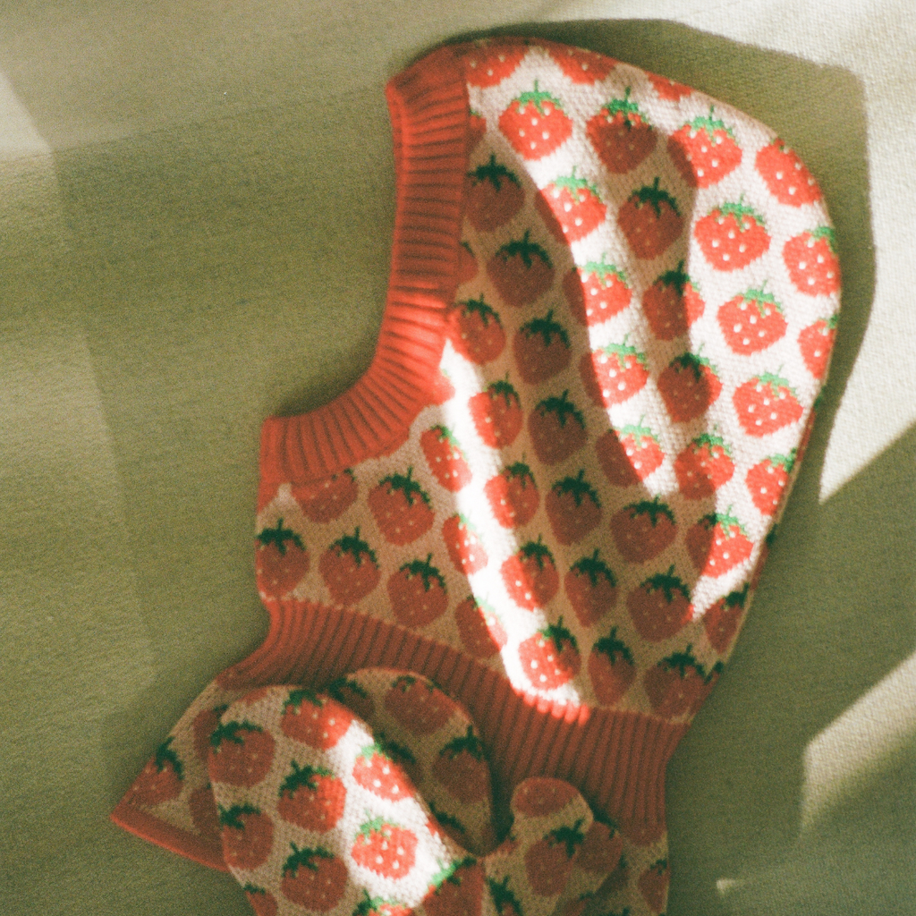 Gebreide balaclava Line - Blossom Pink Berry - 100% katoen - Flöss - voorkant