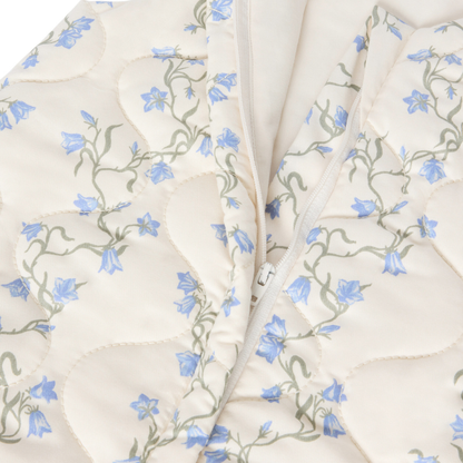 Gesteppter Schlafsack – Bell Flower/Blaues Blumenmuster – Bio-Baumwolle – Garbo&Friends