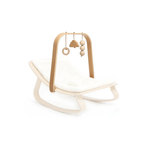 LEVO Awakening Arch - Houten Speelboog - Babygym voor de LEVO Rocker - Charlie Crane - productfoto