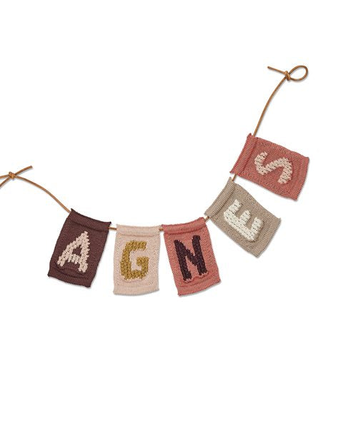 Gebreide letter vlaggetjes N-Z - Knitted Letters - Roze tinten - SmallStuf - SmallStuff - productfoto
