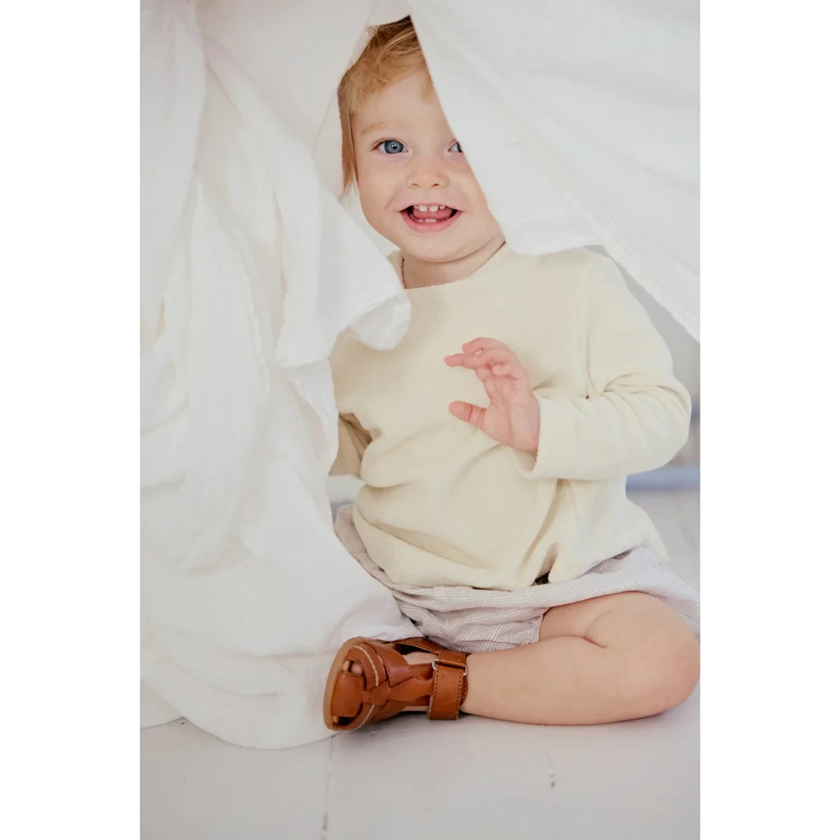 Baby met Angulus - The child's first sandal with contrast stitching - Sandaaltjes - Vooraanzicht - baby