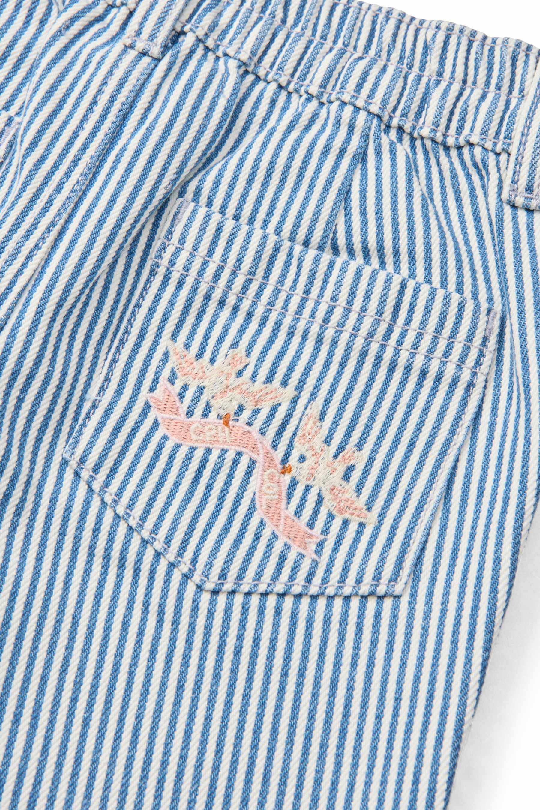 Gestreepte twill broek - Wide leg & geborduurd detail - Spijkerbrok - Copenhagen Colors close up