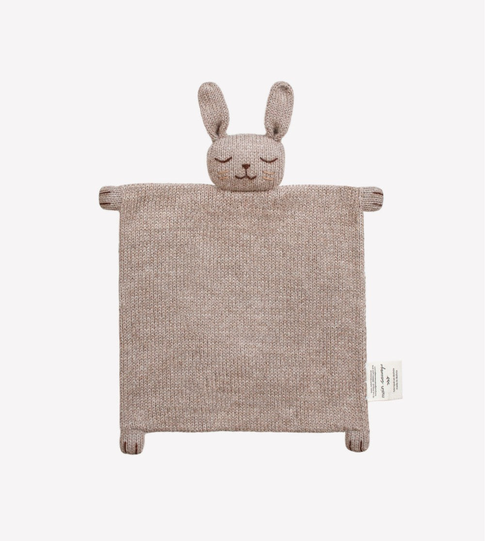 Knitted comforter - Alpaca wool - Bunny - Sand - Main Sauvage
