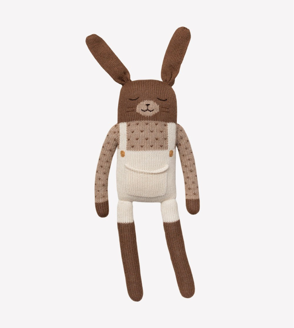 Grote konijnen knuffel - Large bunny - Ecru overall - Alpaca wol - Main Sauvage - productfoto - afbeelding 2