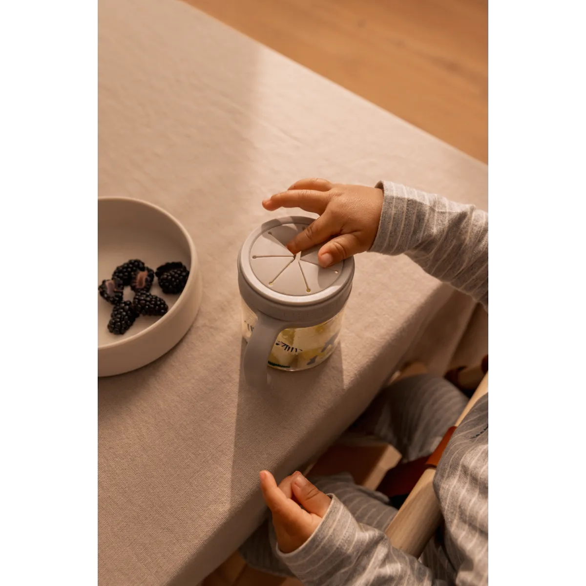Snackbeker Enyo - Snack cup - Tritan - Vaatwasserbestending - Liewood lifestyle