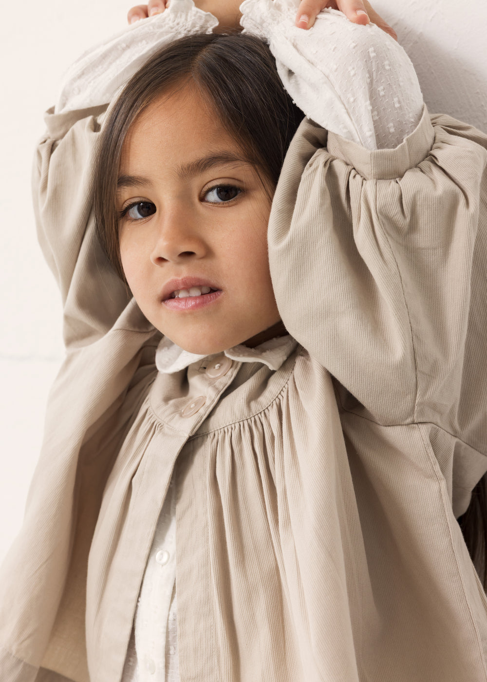 Vestje Jada - Katoen - Mercury Grey/Beige - MarMar Copenhagen model
