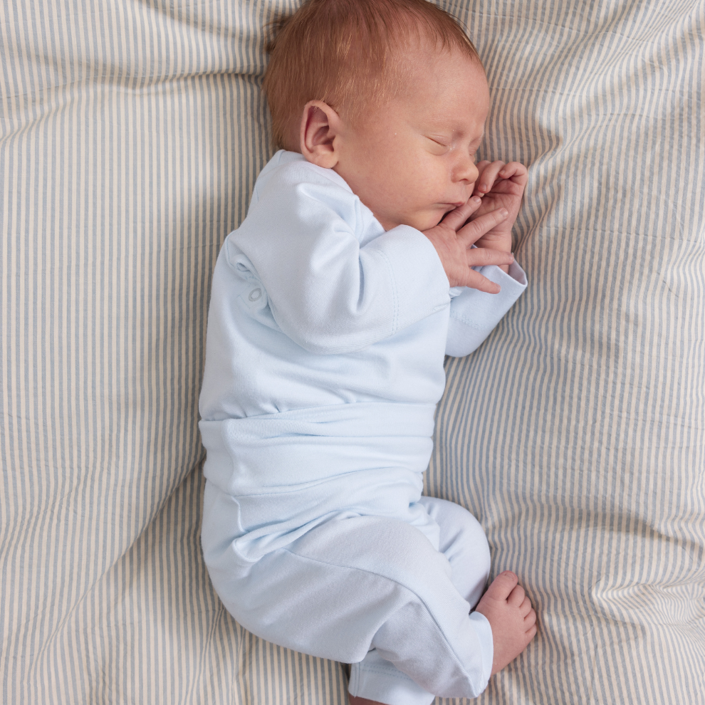 MarMar Copenhagen Belita Wikkelromper met Lange Mouwen – Zacht Baby Romper  Biologisch Katoen & TENCEL™ Modal newborn in setje light blue lichtblauw