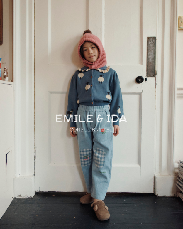 Gebreide balaclava met pompon – Merino wol/Mako katoen – Blush & Olive – Emile et Ida