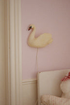 Swan Wall Lamp Beigeshell – LED wandlamp zwaan met dimmer voor de kinderkamer – Konges Sløjd