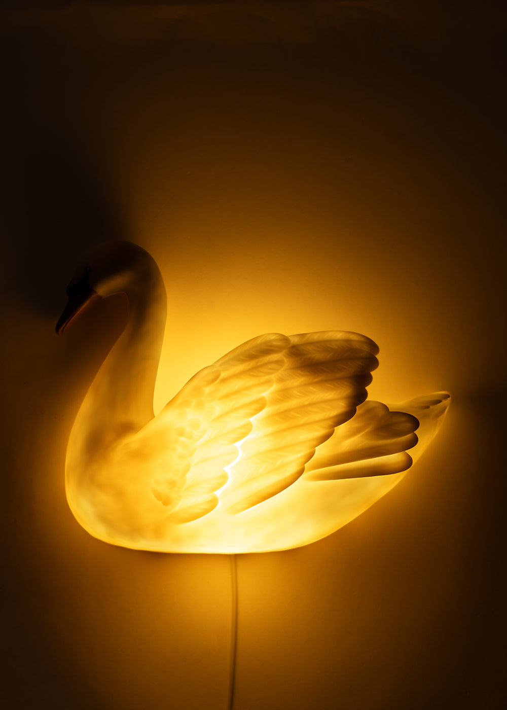 Swan Wall Lamp Beigeshell – LED wandlamp zwaan met dimmer voor de kinderkamer – Konges Sløjd