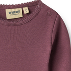 Romper met lange mouwen en frill details - Eggplant - Biologisch katoen - Wheat close up